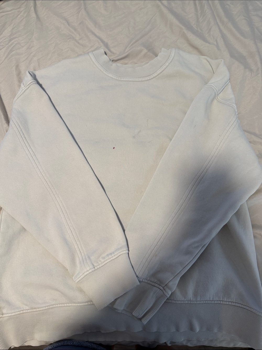 Zara Men's Off-White Crewneck Sweatshirt